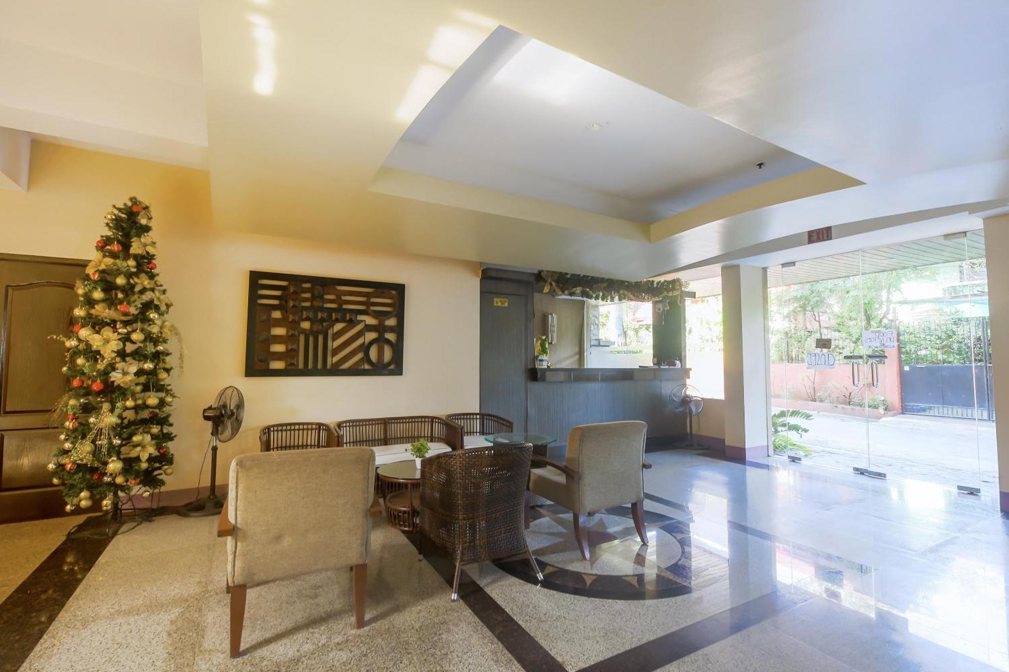 Cote D' Azure Hotel Las Piñas Bagian luar foto